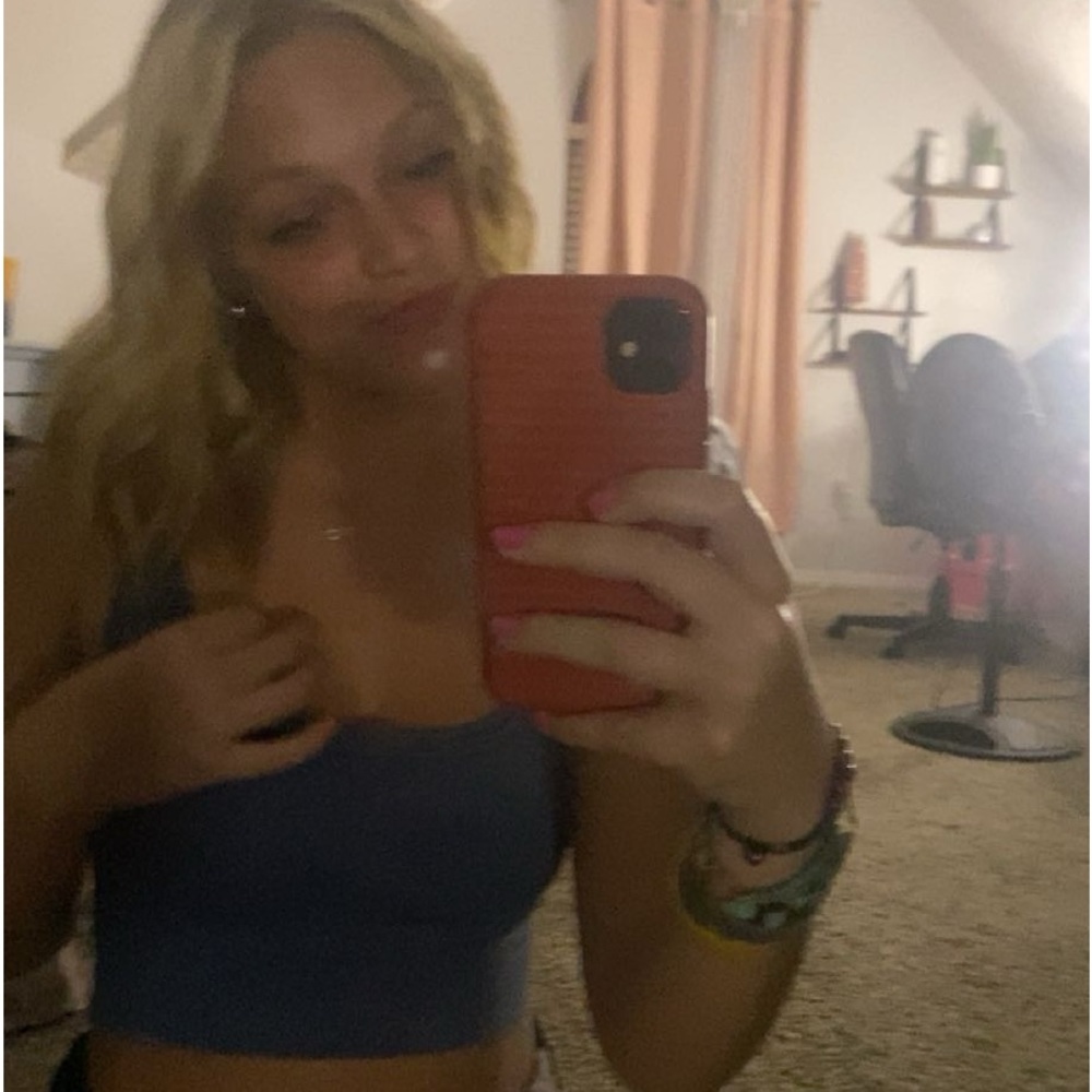 Meet your Posher, Maddie